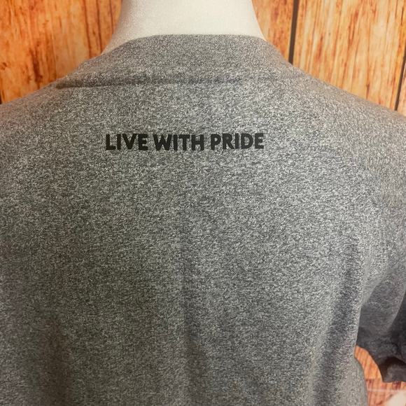 Banana Republic Non-Binary short sleeve gray sweatshirt sz Small They/Them/Their - Picture 4 of 6